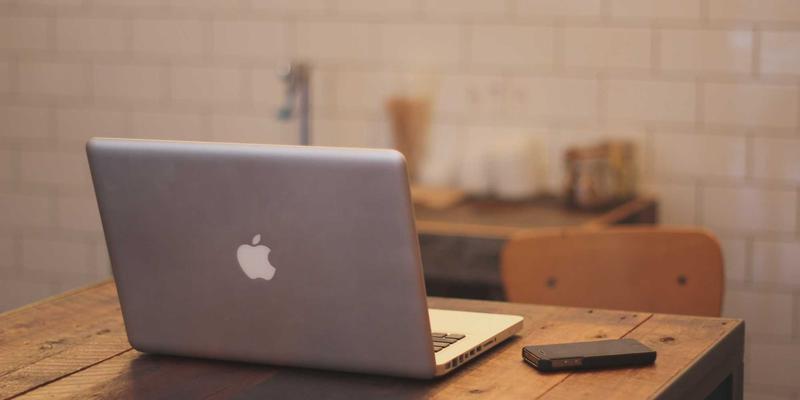 IT技术演进与软件开发实战：从编程基础到架构思维的跨越